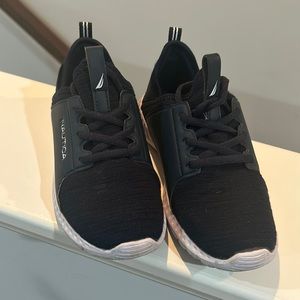 Boys Navy Sneaker
